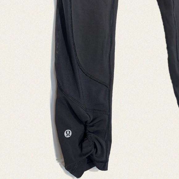 Lululemon Seek The Heat Crop - Picture 9 of 9